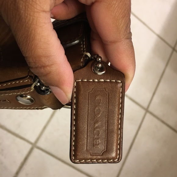 Handbag - Picture 3 of 4